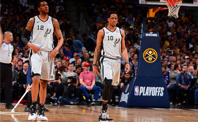 队伍明显为 队伍明显为